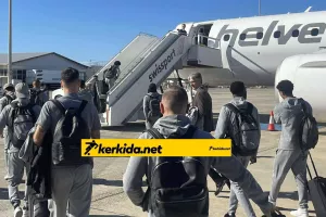 Ετοιμάζονται...για πτήση