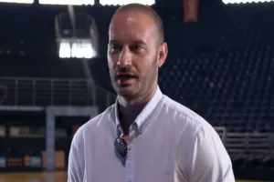 Καράιτσιτς: “Τρία πράγματα υπόσχομαι: Αίμα, δάκρυα και ιδρώτα”