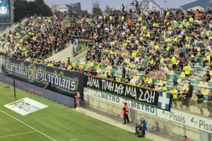 (ΒΙΝΤΕΟ Kerkida) Ατμόσφαιρα...οι ΑΕΚτζήδες