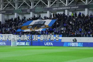 ΘΥΡΑ 5/"Μεγάλη μέρα η Δευτέρα"