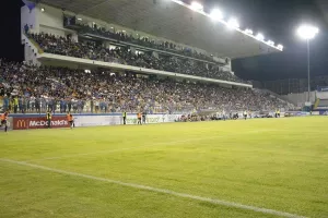 Φουλ...για 4000 (ΑΝΟ)
