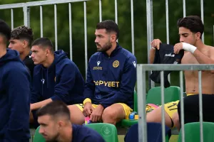 (Φώτος) Στιγμές από το φιλικό 
