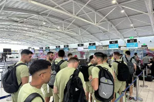 (Φώτος kerkida) Στο αεροδρόμιο η αποστολή της ΑΕΚ