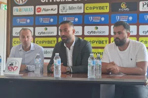 Ξενάγηση για Μίντο & δηλώσεις: "Θα δώσω στους νεαρούς την ευκαιρία να βελτιώσουν το ταλέντο τους"