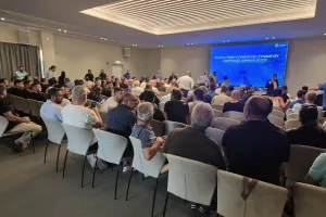 Γέμισε... ΑΝΟ!