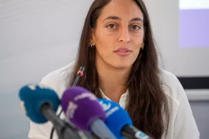Με θάρρος, τόλμη και περηφάνεια!