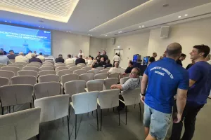 (Φώτος kerkida) Η Γενική Συνέλευση της Ανόρθωσης