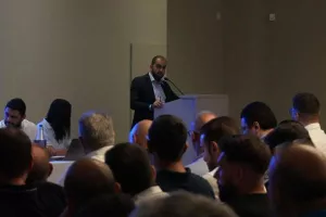 (Φώτος kerkida) Η Γενική Συνέλευση της Ανόρθωσης
