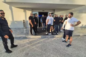 (Φώτος kerkida) Η Γενική Συνέλευση της Ανόρθωσης