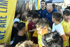 "Kids Day" με την παρουσία παικτών και Τραμετσάνι! (Φώτος)