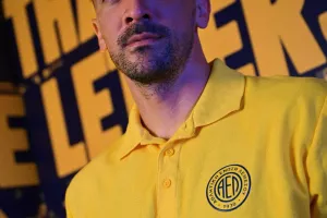ΑΕΛ/Καλωσόρισμα και πόζες από Dusan