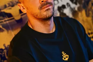 ΑΕΛ/Καλωσόρισμα και πόζες από Dusan