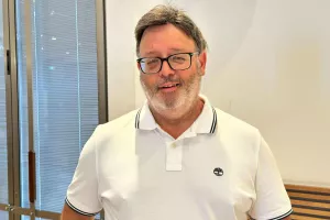 Να ο Craig...