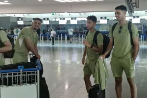 ΑΦΙΞΗ ποδοσφαιριστών/ΦΩΤΟΣ