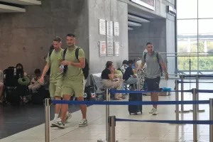 ΑΦΙΞΗ ποδοσφαιριστών/ΦΩΤΟΣ