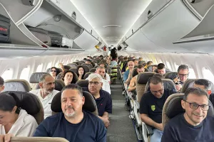 (Φώτος Kerkida) Πέταξε... η ΑΕΚ