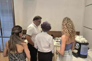 Να ο Craig...