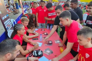 Πήγαν στο Fan Day (φώτος)