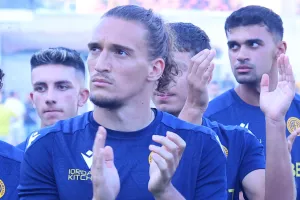 ΕΝΤΥΠΩΣΙΑΣΤΗΚΕ αλλά τους... ξέρει!