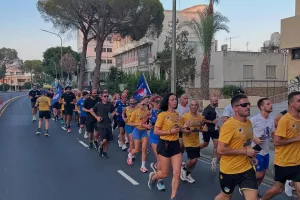 "Ο ΑΠΟΕΛ ΔΕΝ ΞΕΧΝΑ" (φώτος)