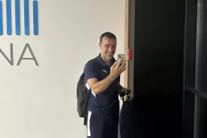 Καρσέδο: Βιντεοκλήση με τη Μερσέντες μετά την πρόκριση