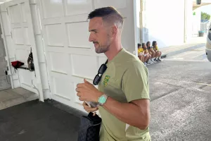 Άφιξη της αποστολής της ΑΕΚ (Φώτος kerkida)