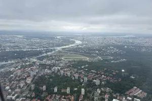 (Φώτος Kerkida) Το Βελιγράδι από το αεροπλάνο 