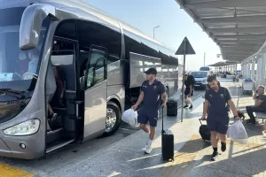 Στο αεροδρόμιο η αποστολή της Πάφου (φώτος)