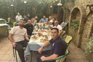 Τραπέζωμα με… στέκι 