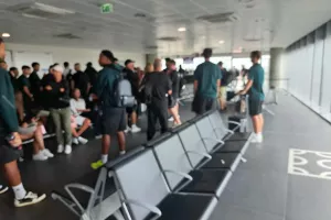 Έτοιμοι για επιβίβαση (φώτος)