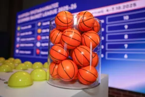 ΦΩΤΟΣ/Κλήρωση ECOMMBX Basket League 2025-2026