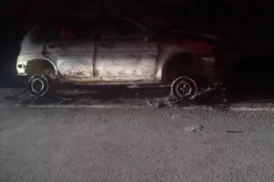 Το όχημα που βρέθηκαν τα δύο απανθρακωμένα πτώματα
