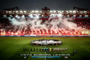Χωρίς κόσμο τα πρώτα εντός έδρας ματς για Ολυμπιακό ΠΑΟΚ και ΟΦΗ
