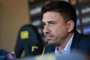 Φουλάρει για τέσσερις μεταγραφές ο Άρης