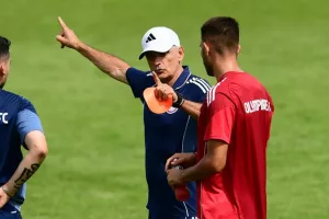 Πρώτη… ερυθρόλευκη γεύση για τη νέα σεζόν