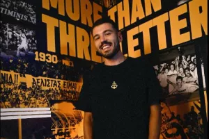 Επέστρεψε χαμογελαστός
