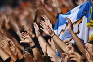 (ΑΠΟΕΛ) Απόφαση για τα διαρκείας - Έντονα διαβήματα προς τον ΚΟΑ