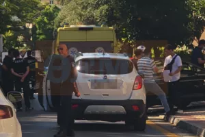 Έγκλημα στην Αγία Παρασκευή - Πυροβόλησαν άντρα, διέφυγε πεζός και με μάσκα ο δράστης