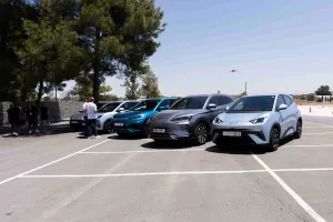 Η BYD παρουσίασε το νέο αμιγώς ηλεκτρικό DOLPHIN SURF