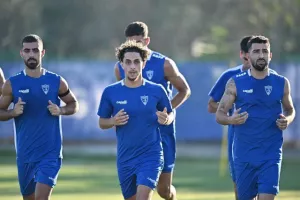 Ξεκίνησαν με αισιοδοξία τα "περιστέρια" (φώτος)