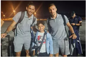 Με Μάριο και Όρσιτς 