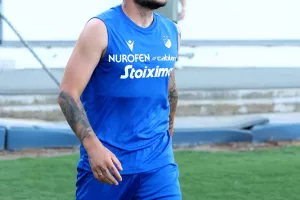 (Φώτος) Η πρώτη του ΑΠΟΕΛ