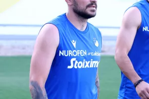 (Φώτος) Η πρώτη του ΑΠΟΕΛ