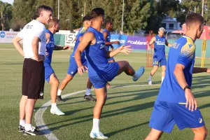 (Φώτος) Η πρώτη του ΑΠΟΕΛ