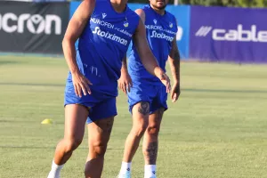 (Φώτος) Η πρώτη του ΑΠΟΕΛ