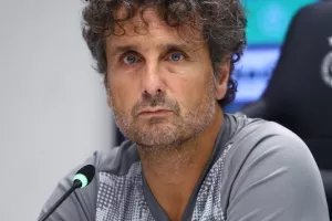 Ιδιάκεθ/"Θα πρέπει να δώσουμε τον καλύτερο μας εαυτό"