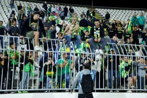 (ΒΙΝΤΕΟ Κerkida) Παίκτες και κόσμος... έγιναν ένα μετά την μεγάλη πρόκριση! 