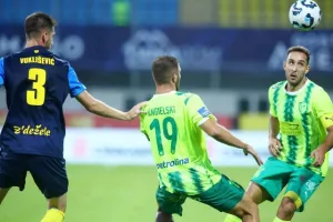 Celje-AEK: Και τώρα στην "Αρένα" για την πρόκριση! (φώτος)
