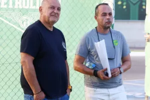 Φώτος/Η τελευταία της ΑΕΚ