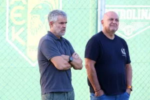 Φώτος/Η τελευταία της ΑΕΚ